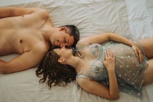 Sinnliches Babybauch Shooting in Hamburg